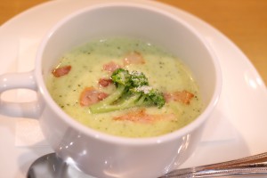 ブロッコリーのクリームスープ Vellutata di broccoli