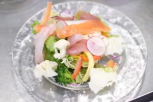 鮮魚と冬野菜のサラダ